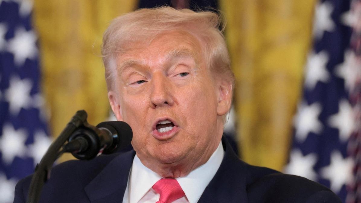 Trump Warns of Very Severe Sanctions for Nations Trading With Russia