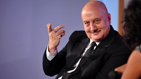 When Anupam Kher Climbed a Coffee Shop Table to Demand Fair Pay for a Film
