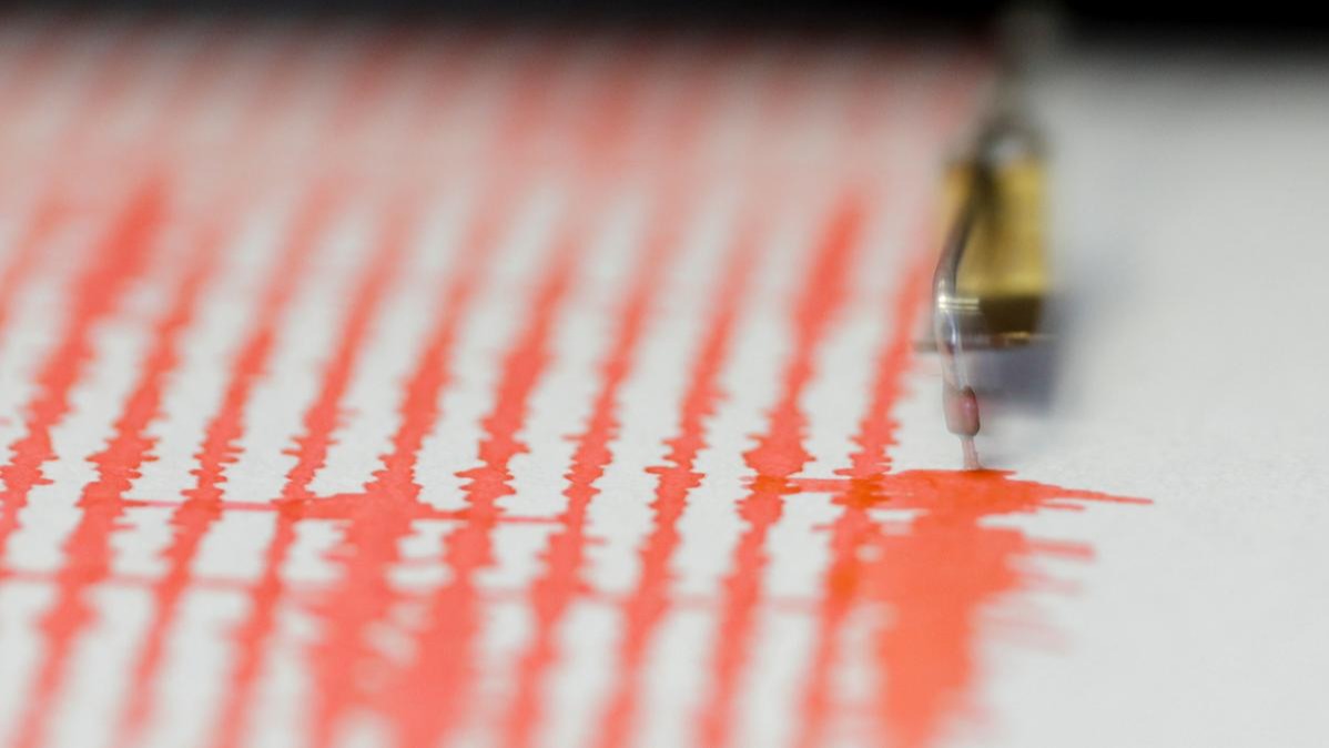 Strong 6.6-Magnitude Earthquake Shakes Indonesia Residents Flee Homes in Panic