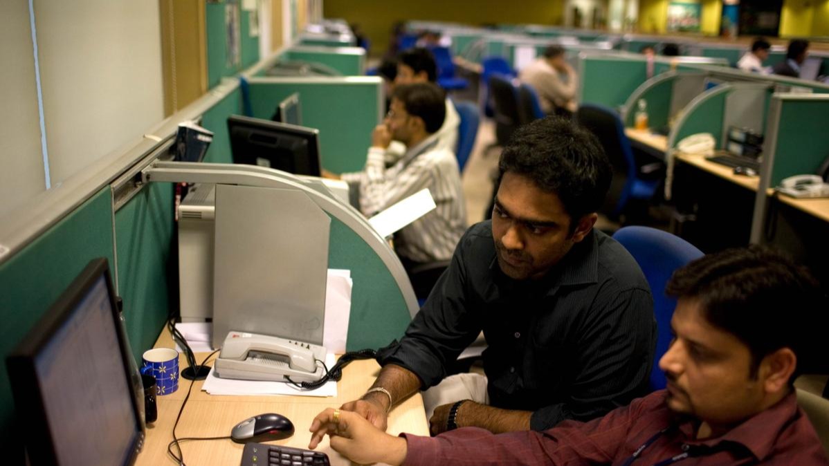 Indias Labour Market Shows Signs of Slowing, Hiring Platform Data Reveals