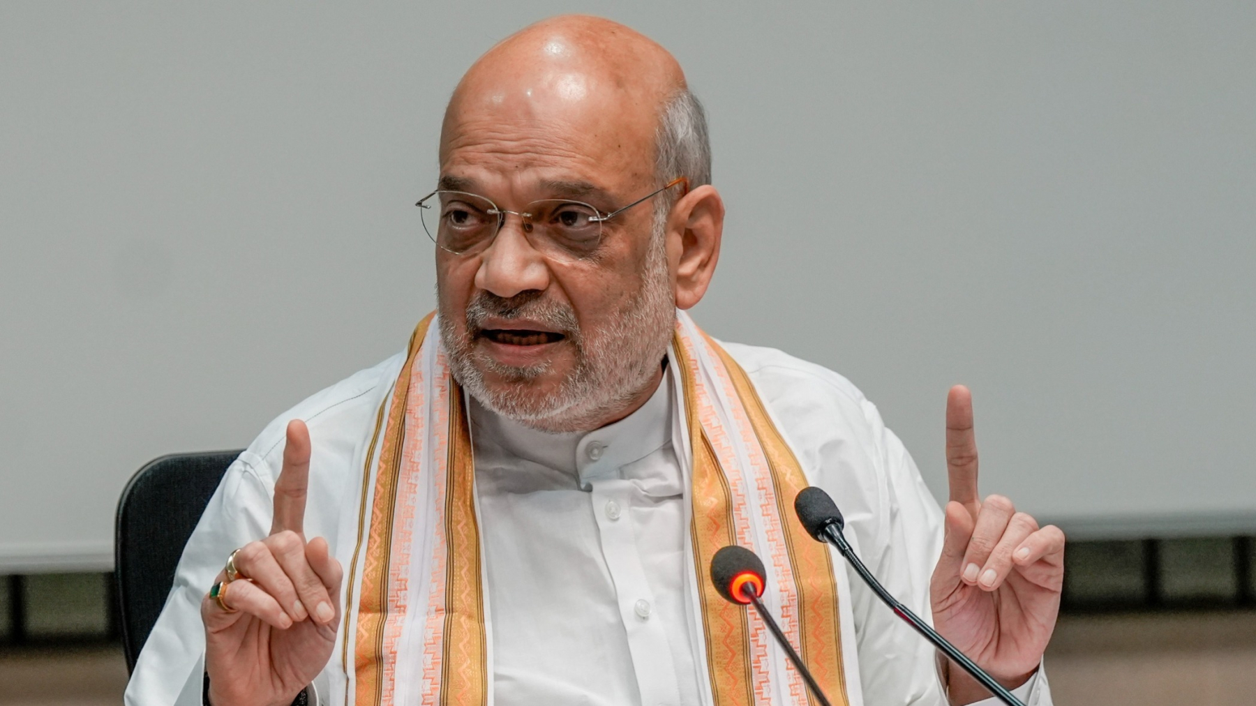 Amit Shah Mocks Digvijaya Singh With Naukri Pakki Remark Amid Heated Vande Mataram Debate