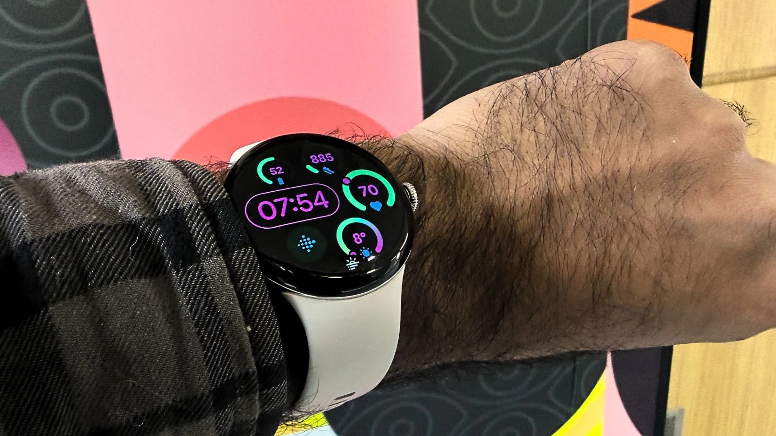 Refined Wearable Experience: Google Pixel Watch 4 Focuses on Health and Fitness