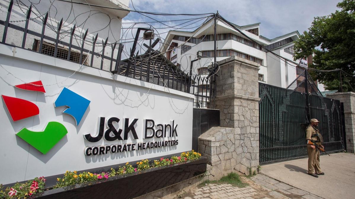 J&K Bank Honoured as Best MSME Bank at 2025 MSME Banking Excellence Awards