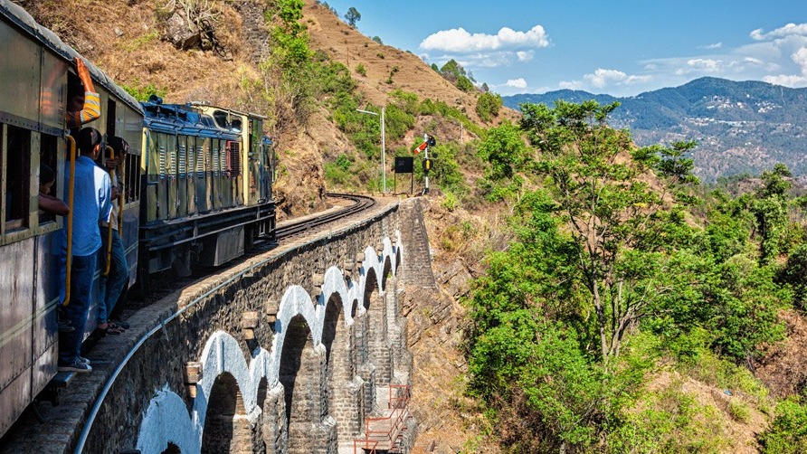 Scenic Rail Journeys in India That Feel Straight Out of Europe