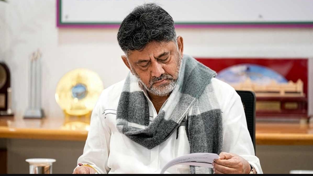 DK Shivakumar Responds to Pinarayi Vijayan on Bengaluru Demolitions: Not Into Bulldozers