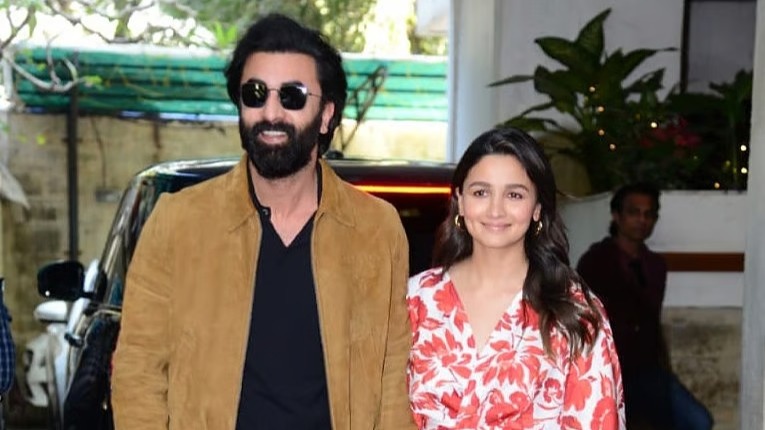 Ranbir Kapoor Reveals Why Alia Bhatt Fought with Him Over a Selfie